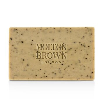 Molton Brown 重新充電黑胡椒身體磨砂棒 (Re-Charge Black Pepper Body Scrub Bar)